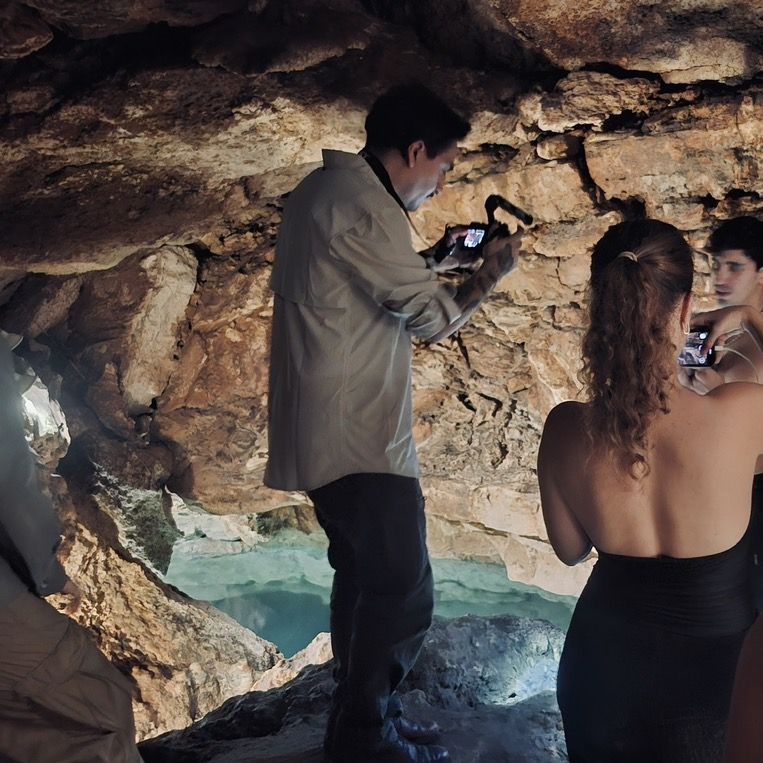 Rodaje dentro de un cenote en Yucatán